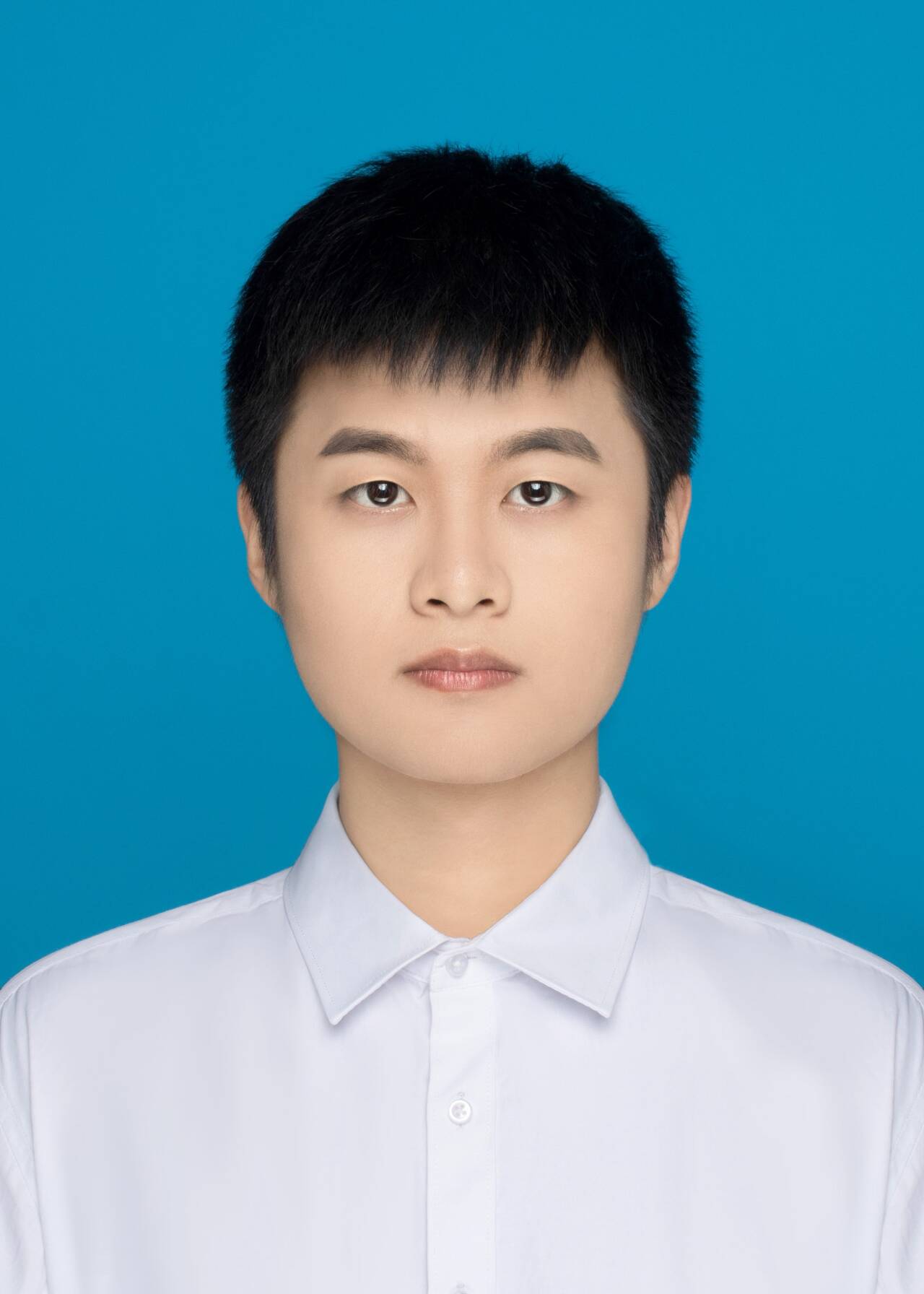 陈纬伦.png 陈纬伦.png